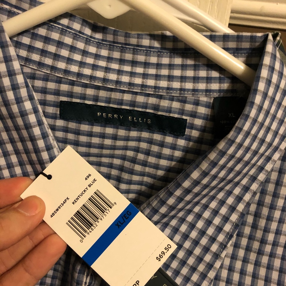 Men’s Perry Ellis Blue button up XL